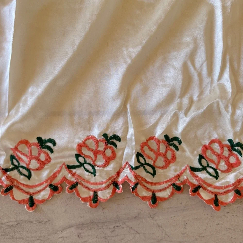 Vintage Peach Ecru Satin Embroidered Curtain Set Festoon Floral 48x95 NOS Farm